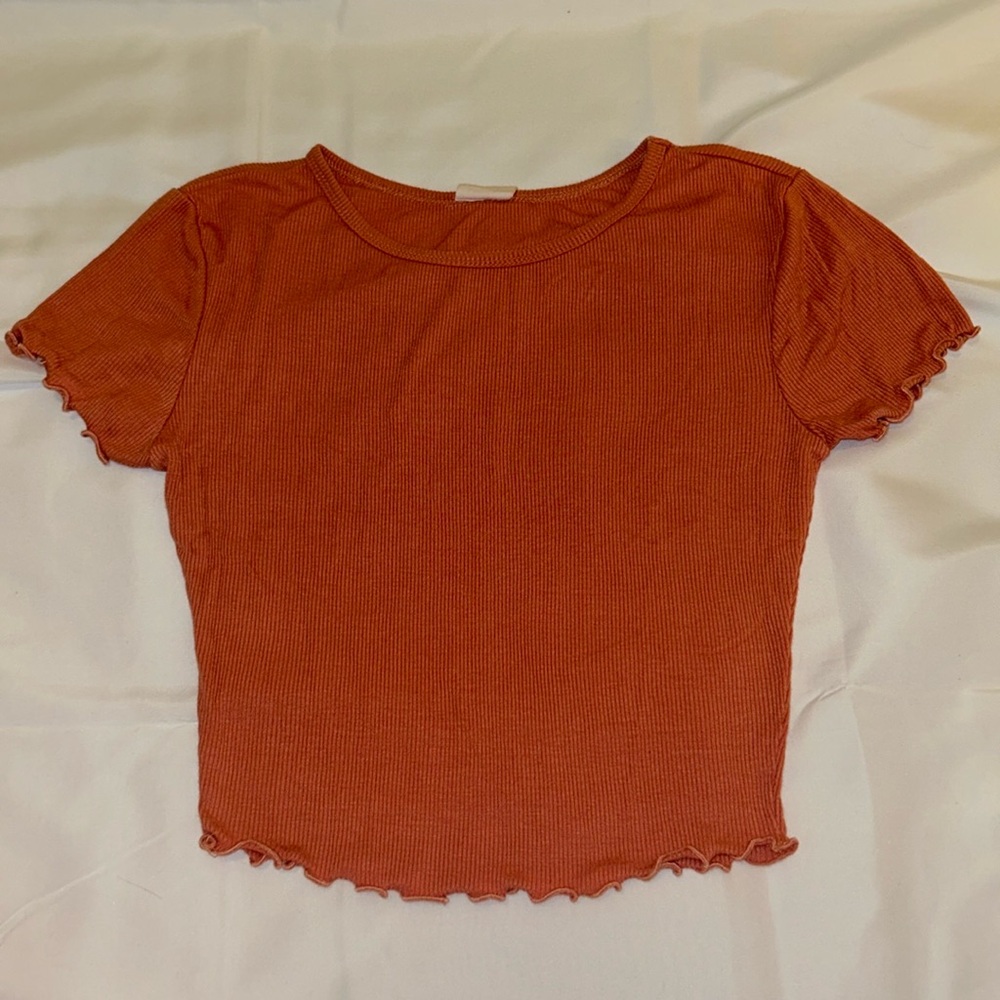 tillys crop top!